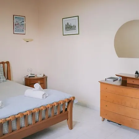 Myrto Hébergement de vacances *