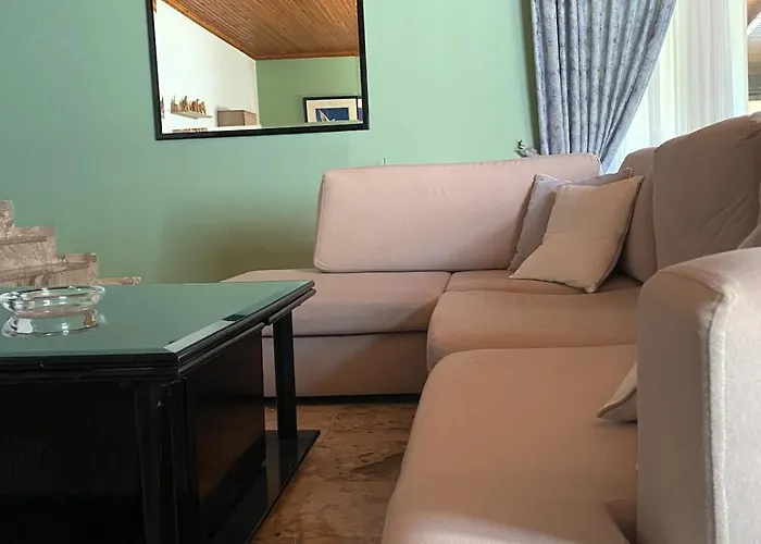 بيت للعطل Myrto *