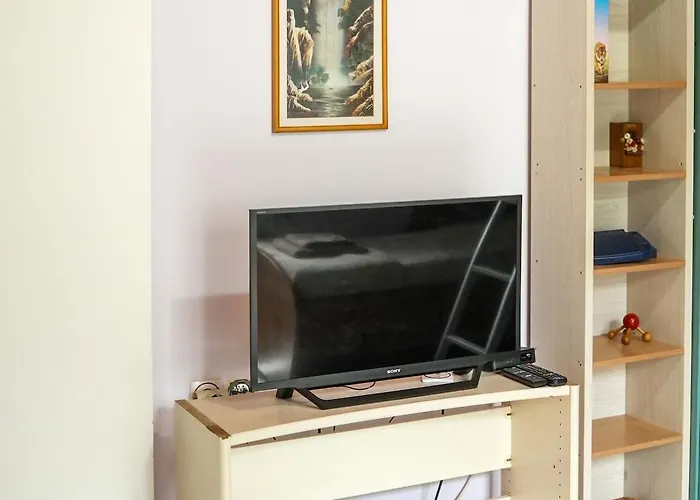 Myrto * كيوبارِسِيا