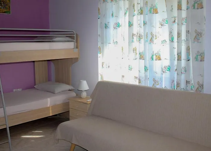 Myrto Feriehus Kyparissia