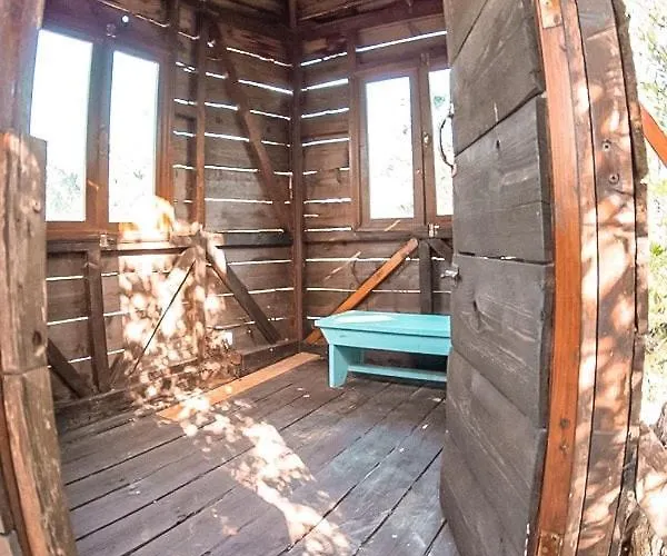 Myrto بيت للعطل *